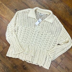 American Eagle Knit Top - Medium